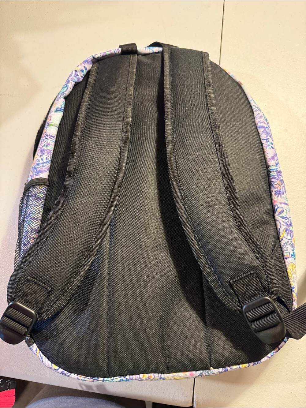 Disney’s Tangled Backpack - Picture 4 of 7